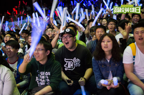 JD Gaming 教练：其实英雄联盟这个游戏不是说前期劣势就一定会输