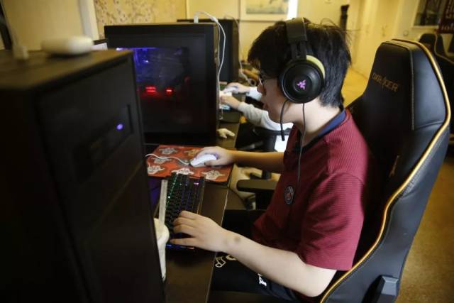 拳头官方公布S13各阶段售票时间：淘汰赛门票8月2日开售